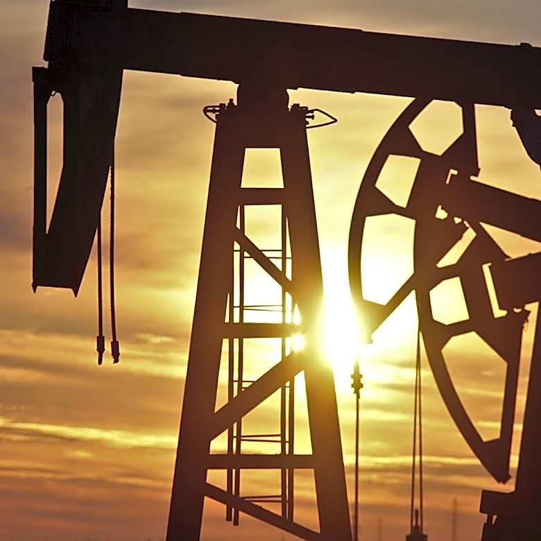 Oil Prices Drop Amid U.S.-Iran Tensions Easing; Yen Strengthens After Intervention