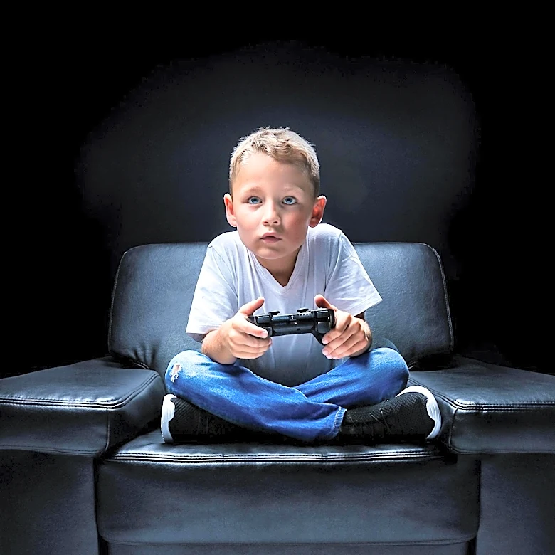 Social Media and Video Game Companies Face Scrutiny Over Impact on Children's Mental Health