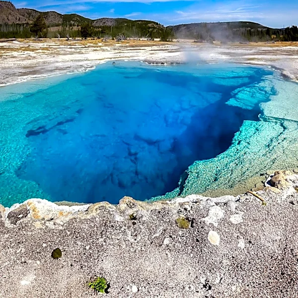 Yellowstone Volcano Observatory Installs New Camera to Monitor Biscuit Basin Activity