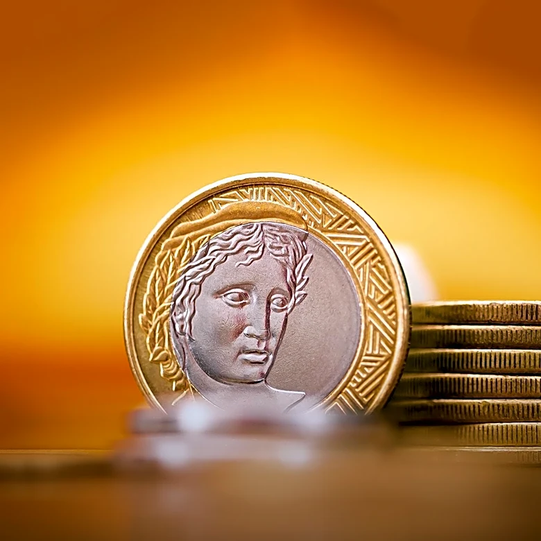 U.S. Uses Euros to Support Japanese Yen, Raising Market Concerns