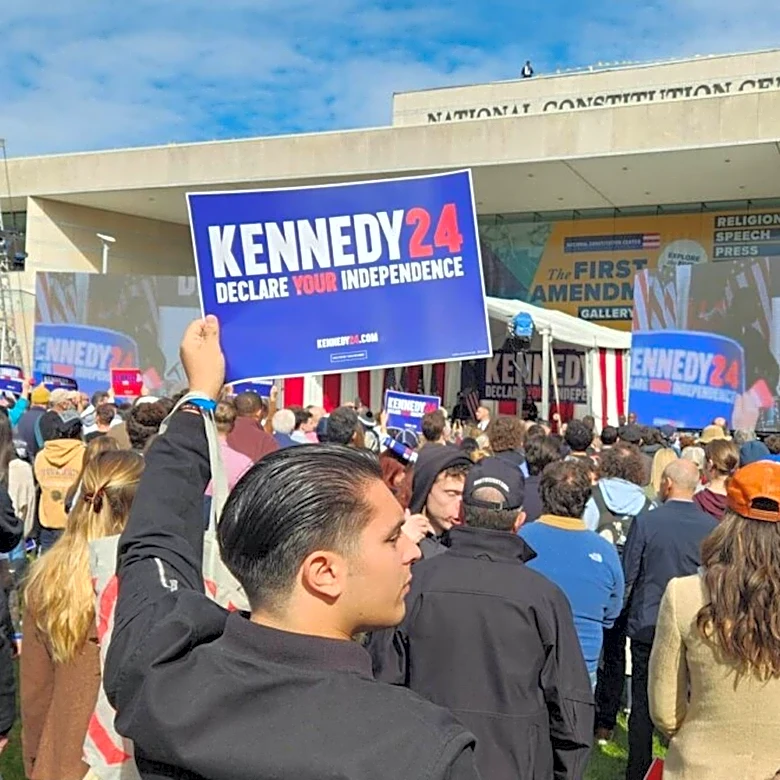 Derek Tran and Chuong Vo Compete in California's 45th Congressional District Amid Redistricting