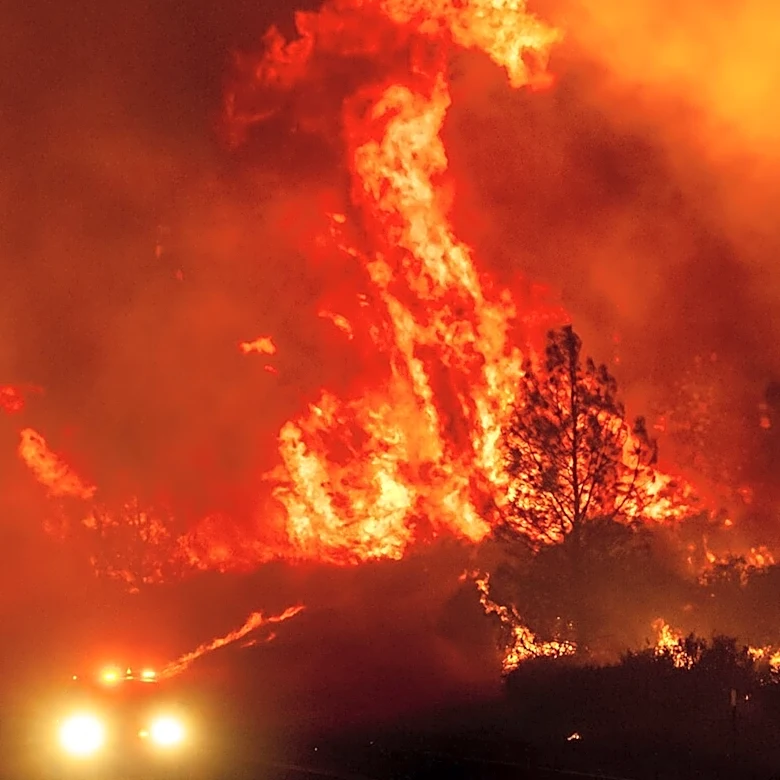 Firefighters Contain Blaze Near US 95A in Lyon County