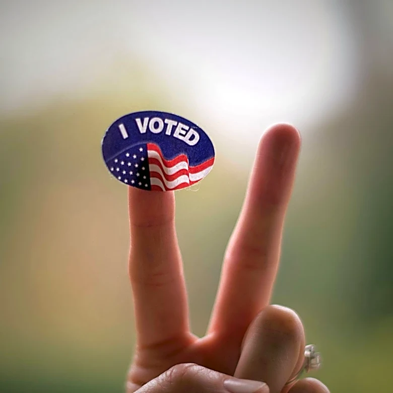 Arizona's 6th Congressional District Race Rated as Toss-up or Lean Democratic