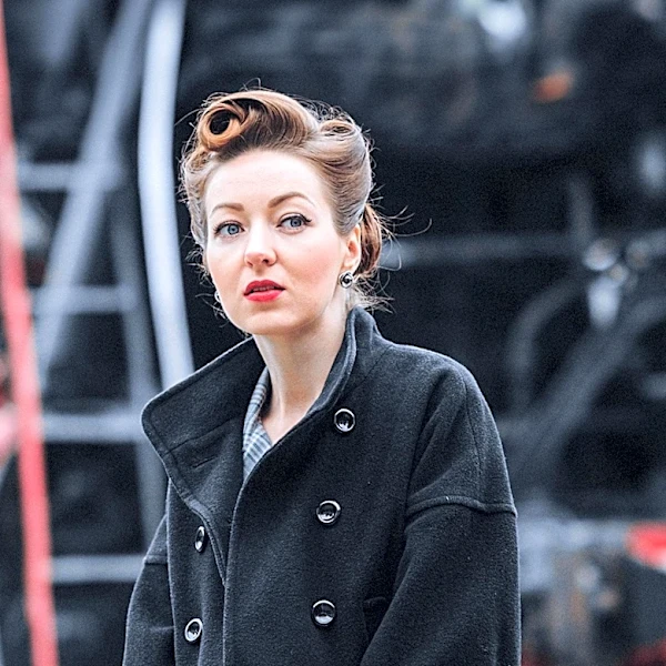 Jeanne Gibson, Not the Original Rosie the Riveter, Dies at 100