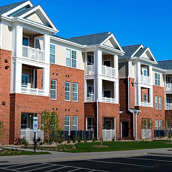 Springfield's Chateau Apartment Complex Faces Mold Issues Amidst Legal Limitations