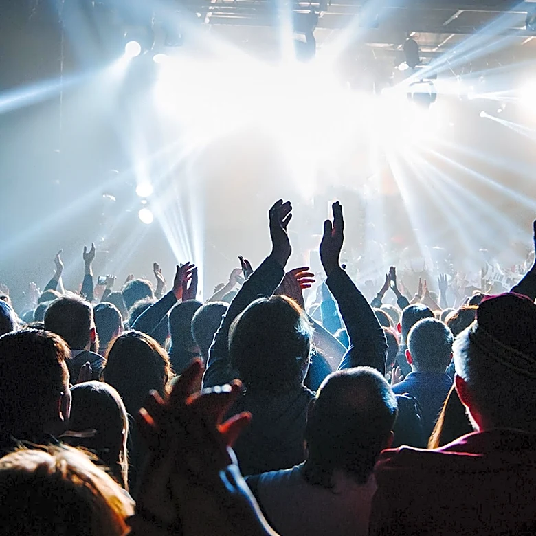 Reggaeton Beach Festival Fined for Abusive Practices Affecting Attendees