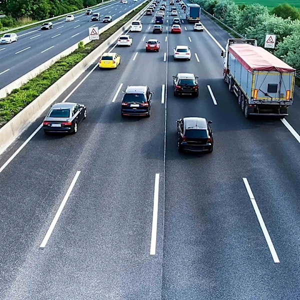 Crash on I-75 South in Warren County Causes Major Traffic Disruption