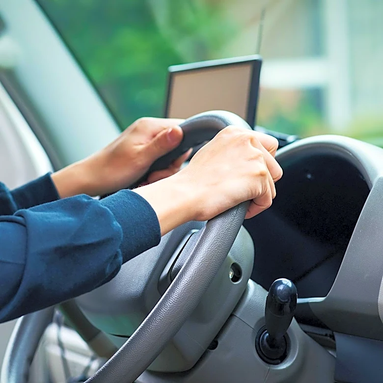 New Jersey Police Use Creative Tactics to Enforce Distracted Driving Laws