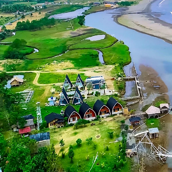 Eagle Point Resort Closure Affects Local Economy After Fire and Flooding