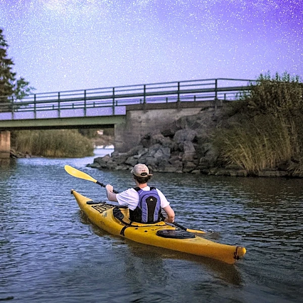 Tragic Discovery: Bodies of Missing Illinois Kayakers Found in Wisconsin