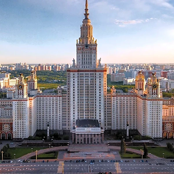 Russia Expands Mobilization Infrastructure Amid Decline in Military Recruitment