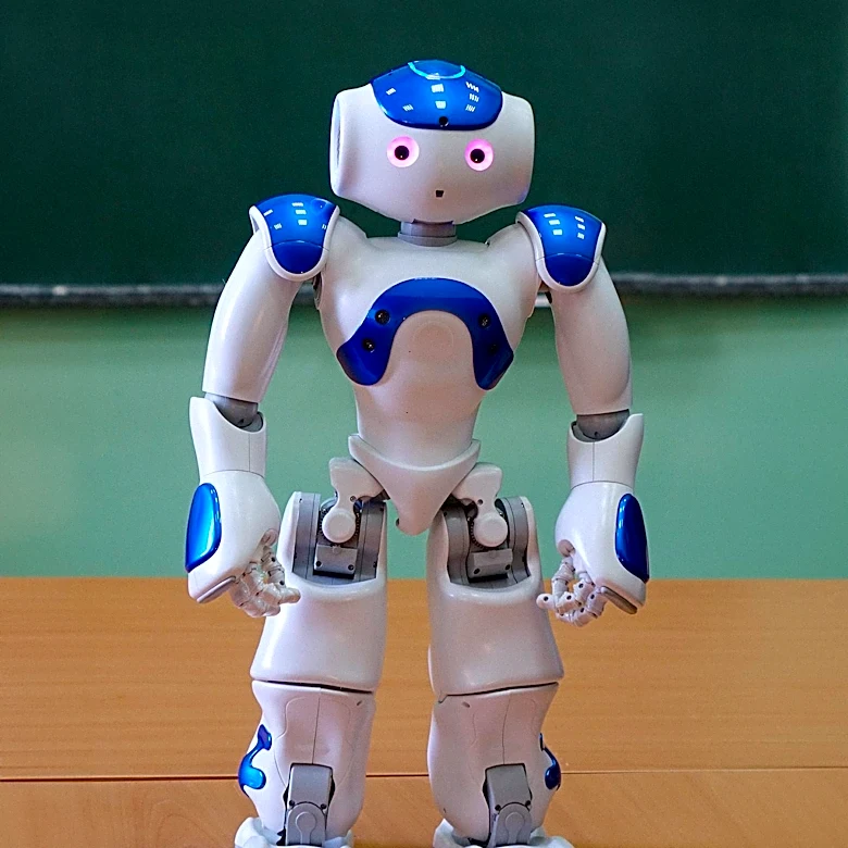 Agile Community Colleges Proposed to Align with AI-Driven Labor Market Demands