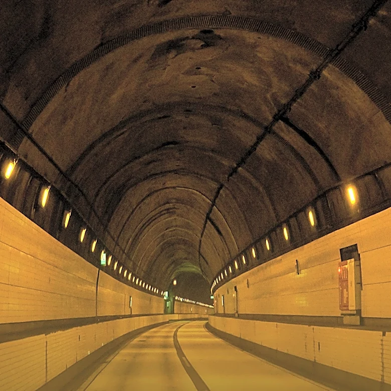 Liberty Tunnel in Pittsburgh Faces Overnight Closures for Roof Replacement