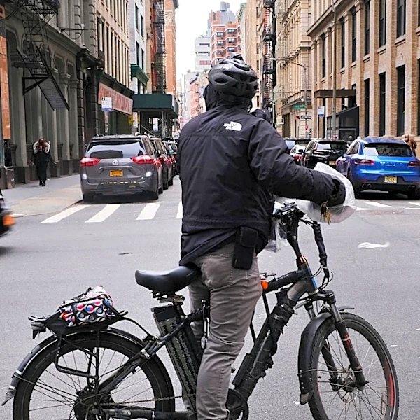 L.A. City Council Proposes New E-Bike Regulations to Enhance Safety