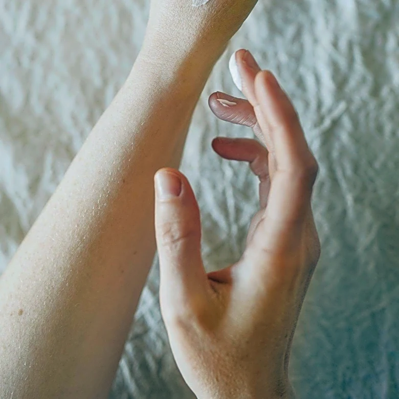 Kansas Woman Survives Life-Threatening Complications from Spider Bite