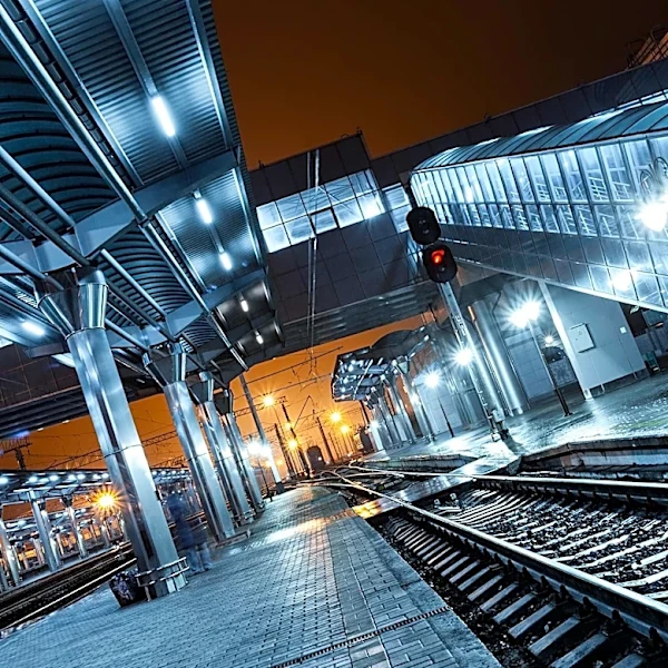 Sound Transit Expands Night-Owl Service to Lakewood and Redmond