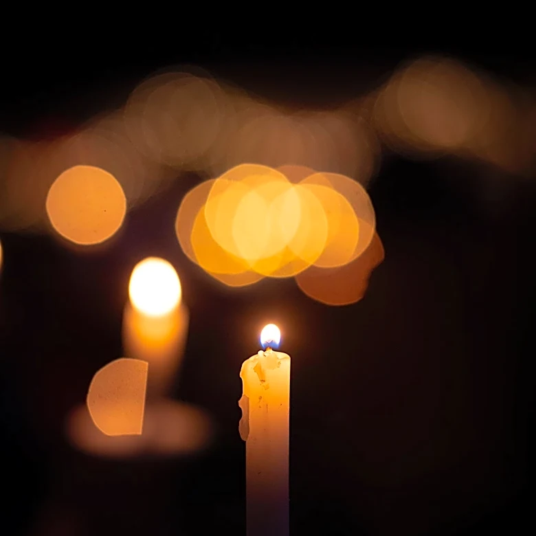 Community Holds Candlelight Vigil to Honor Victims of Twin Falls Shooting