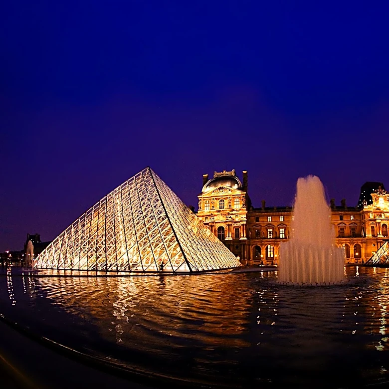 Louvre Lends Islamic Art Treasures to Smithsonian for Exclusive Exhibition