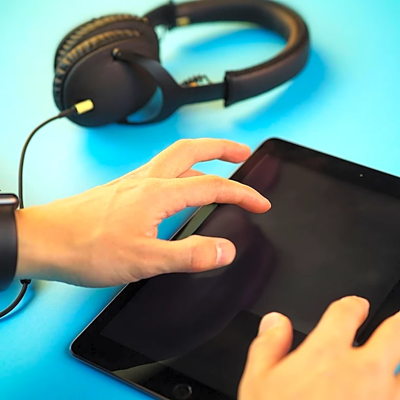 Touch Screen Technology: Advancements and Applications Across Industries