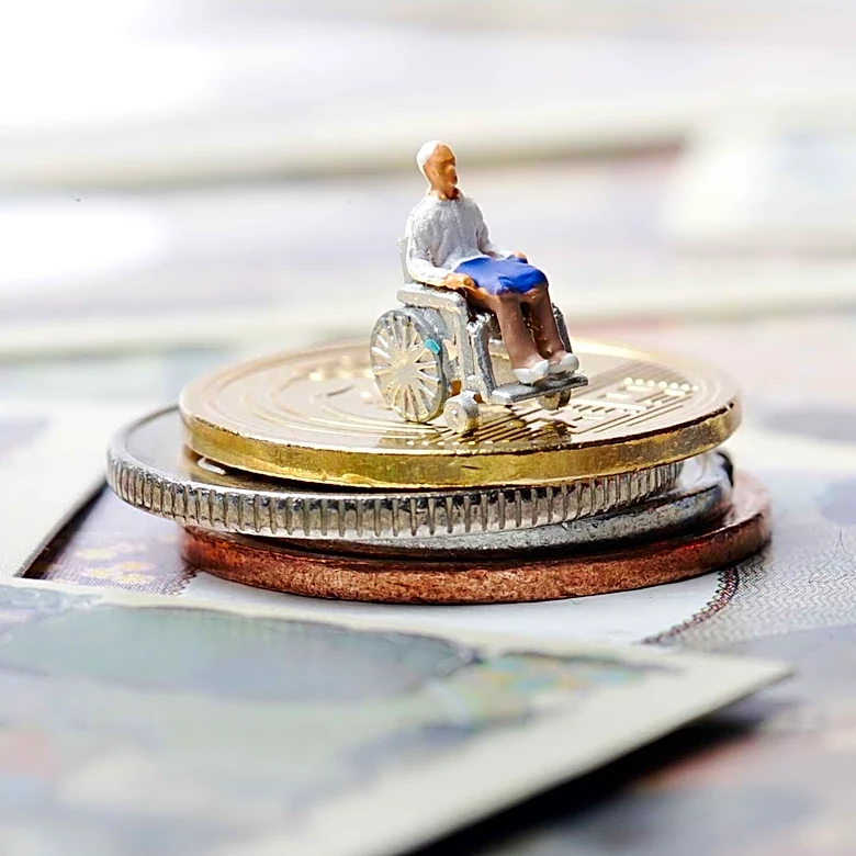 Arizona Seniors Struggle to Retire Due to Insufficient Social Security Benefits