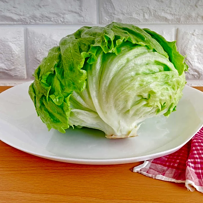 Lettuce-Linked Cyclosporiasis Outbreak Raises Concerns Over Food Safety