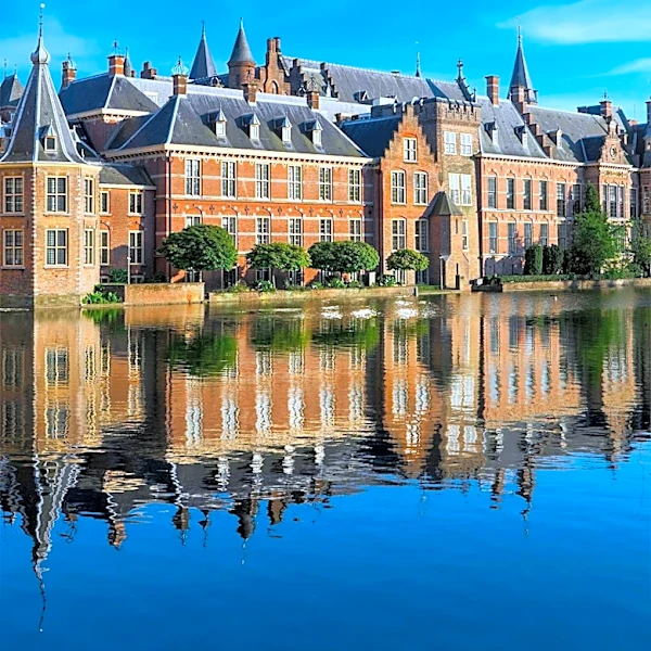 Dutch Parliamentary Inquiry Highlights Criticism of COVID-19 Policy and Scientific Integrity