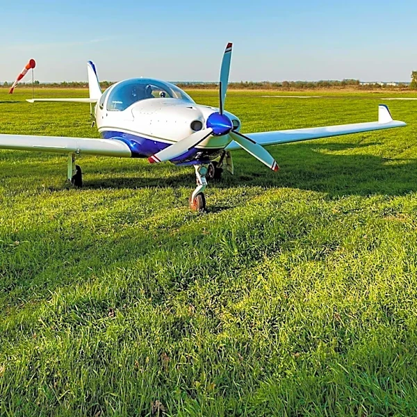 Small Plane Makes Emergency Landing on Florida Highway Without Injuries