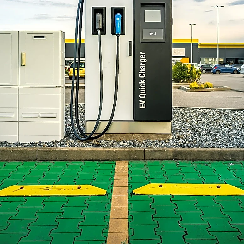 Kentucky Governor Andy Beshear Expands EV Charging Network with New Site in Graves County