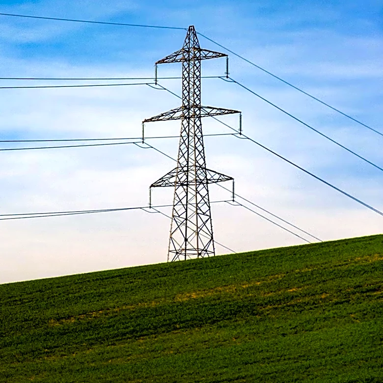 Loudoun County School Board Seeks to Halt Dominion Energy's Transmission Line Project