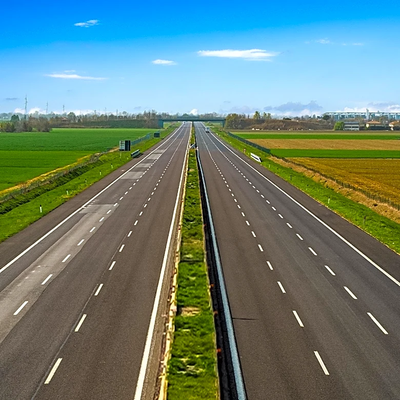 Kanpur-Lucknow Expressway Faces Immediate Repairs After Opening