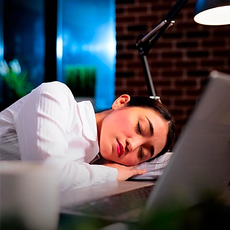 Research Highlights Increased Long COVID Risk for Night Shift Workers with Insomnia
