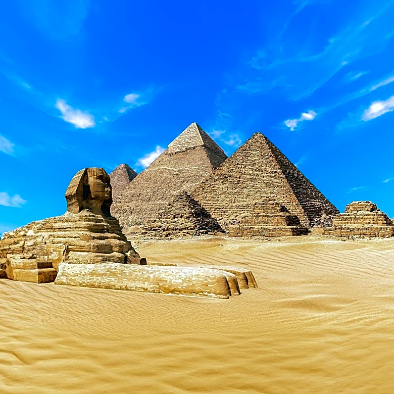 Egypt Discovers 18 Ancient Tombs and Artifacts in Marina El Alamein