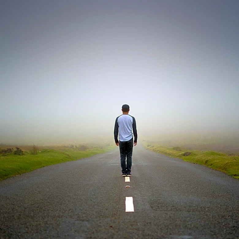Study Reveals Men Experience Greater Social Isolation from Psychological Distress