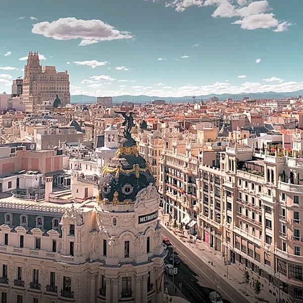 Spain's Digital Nomad Visa Attracts International Teleworkers Amid Growing Digitalization