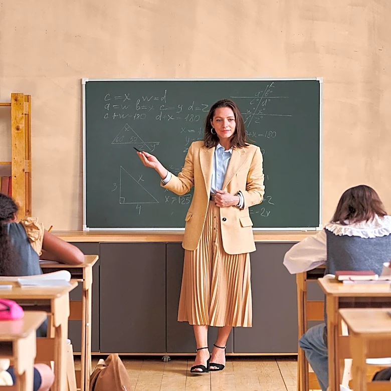 Israel Launches Program to Recruit North American Jewish Teachers Amid Shortage
