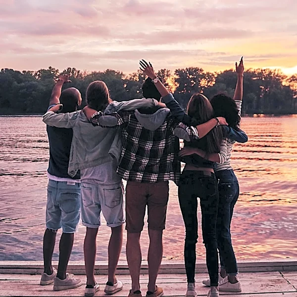 Virginia Teens' Heroic Rescue During Golf Tryouts at Lake Culpeper