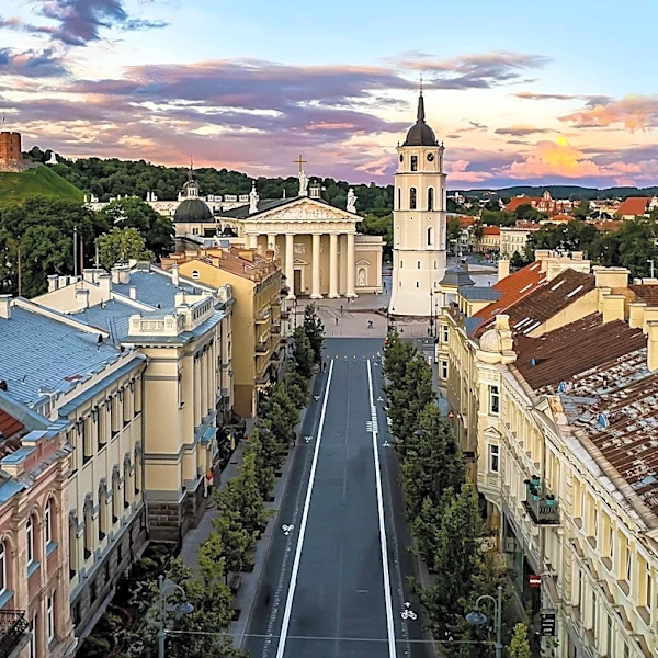 Lithuania Freezes Assets of Mere Operator Following EU Sanctions on Russian Owner