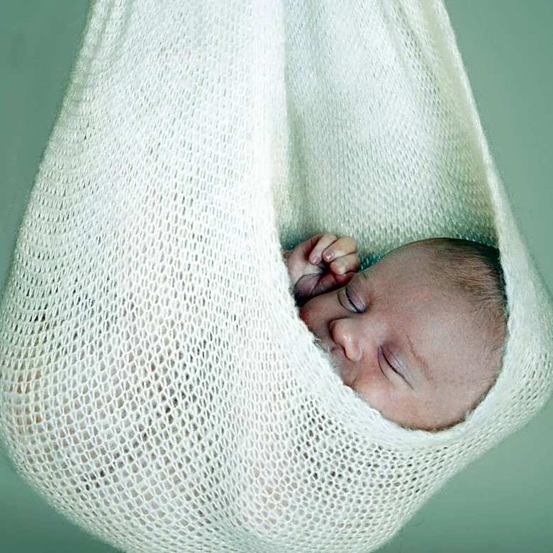 Costa Rican Legislative Assembly Considers Reform on Surname Order for Newborns