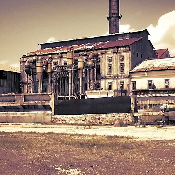 Portland Authorities Address Centennial Mills Fire Aftermath and Demolition Plans