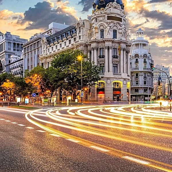 Spain's Digital Nomad Visa: Navigating Complex Requirements