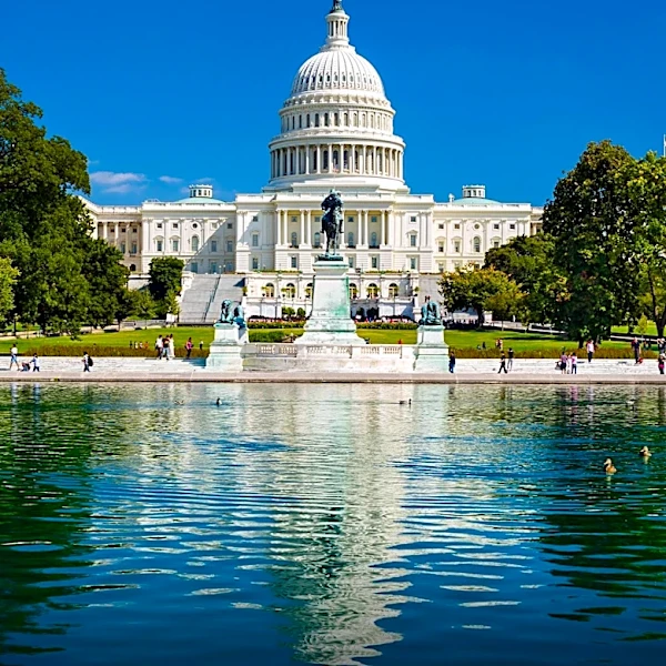 Democratic Lawmakers Push for House Vote on Ghislaine Maxwell Clemency Resolution