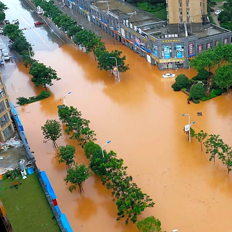Eastern Chinese Provinces Prepare for Typhoon Dolphin's Impact