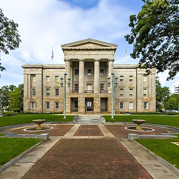 Governor Sanders Designates Paragould as Arkansas' Capital for a Day