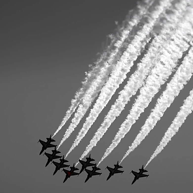 Rochester International Airshow Returns with U.S. Air Force Thunderbirds