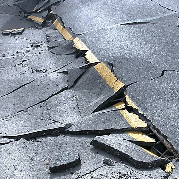 Omaha Storms Lead to Event Cancellations and Delays, Impacting Large Gatherings