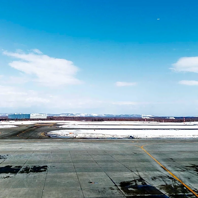 High Winds and Staffing Shortages Cause Delays at Denver Airport