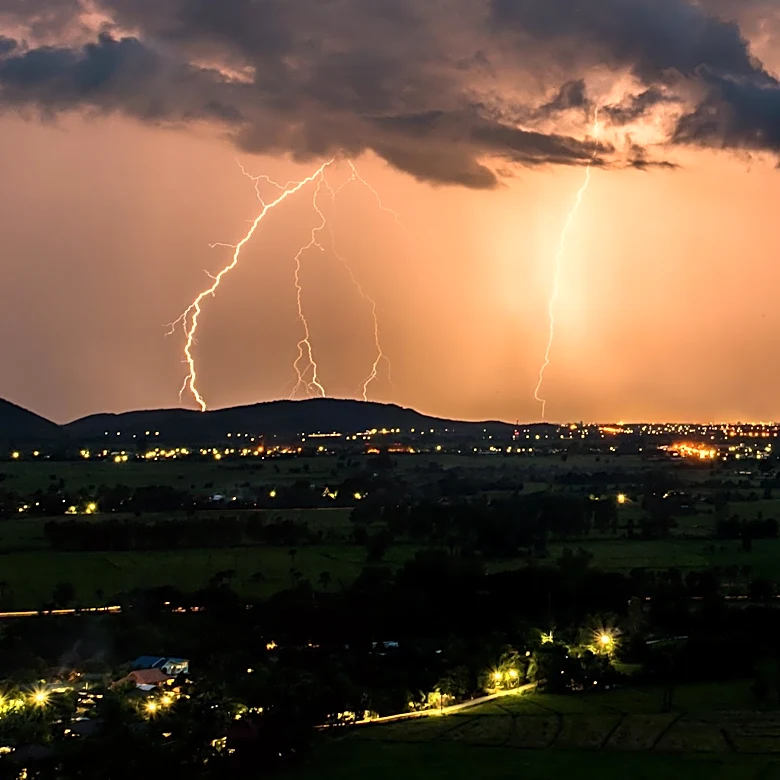 Severe Thunderstorms Threaten Ohio Valley and Appalachians with Flash Flooding
