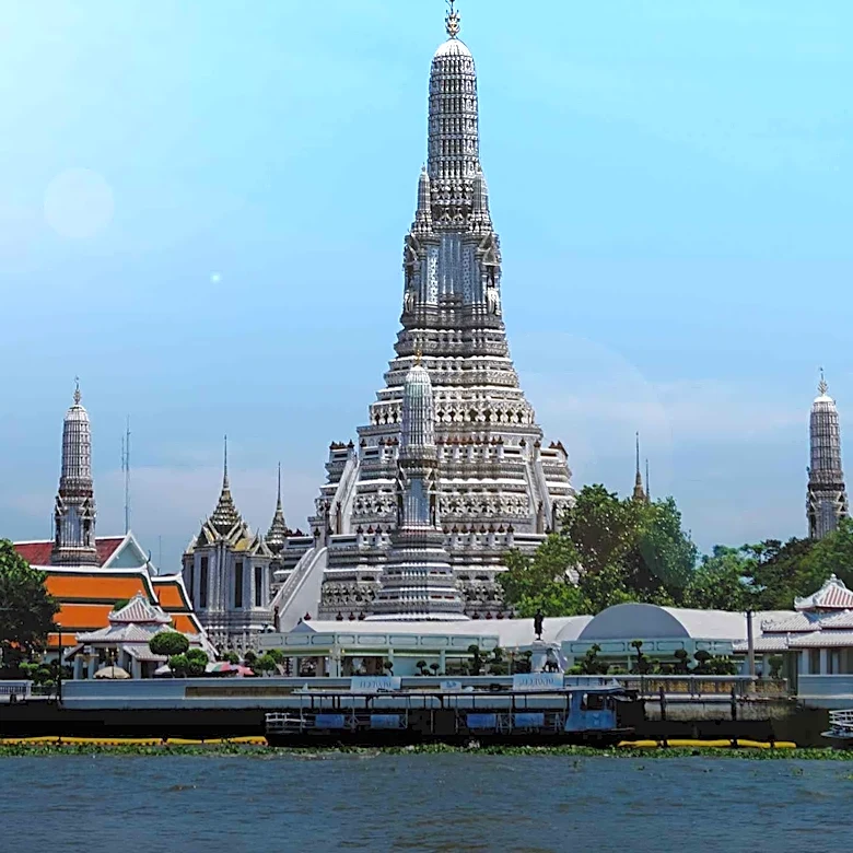 Thailand Tour Offers Cultural and Historical Exploration