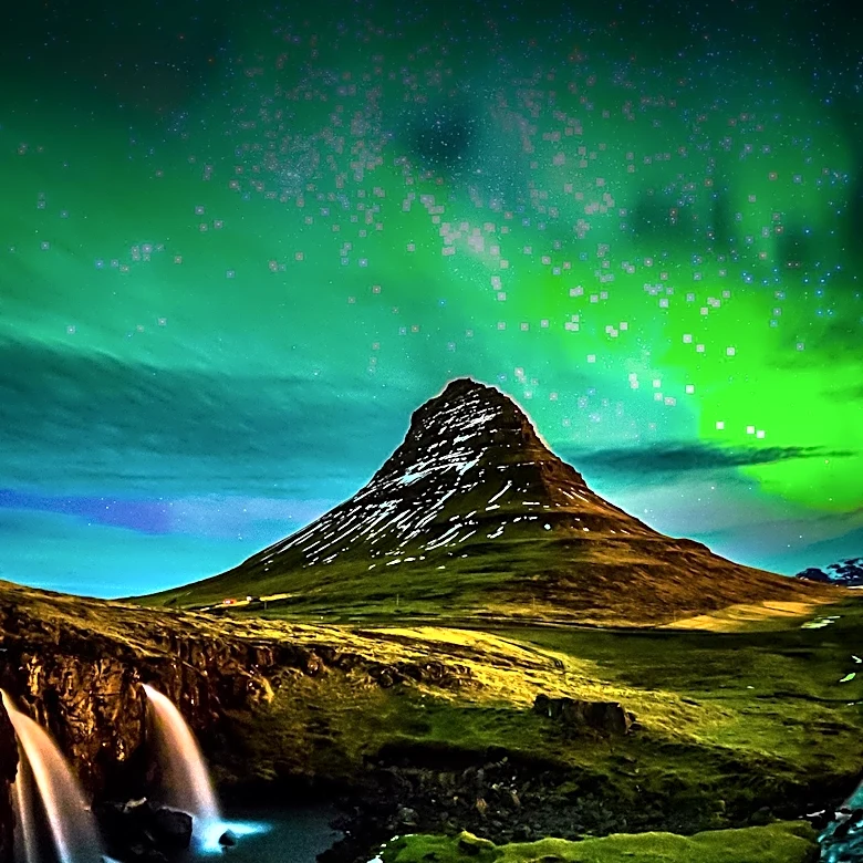 Iceland Travel Package Offers Northern Lights and Geothermal Experiences