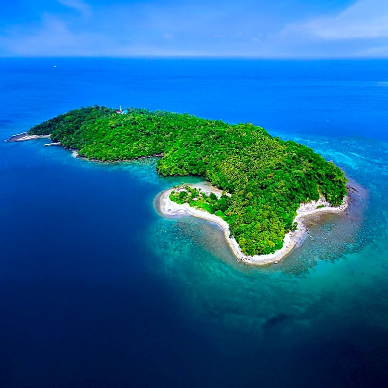 Con Co Island Develops Sustainable Blue Marine Economy Amidst Conservation Efforts